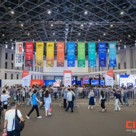 国家级平台与权威地位